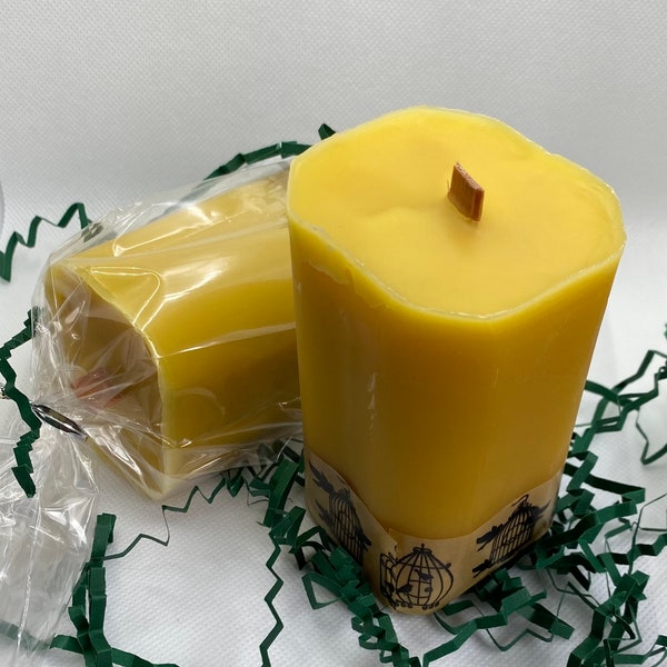 BEESWAX PILLAR CANDLE - Autumn Winter Candle - modern beeswax candles -natural honey scent - wood wick - organic beeswax Mothers day Gift