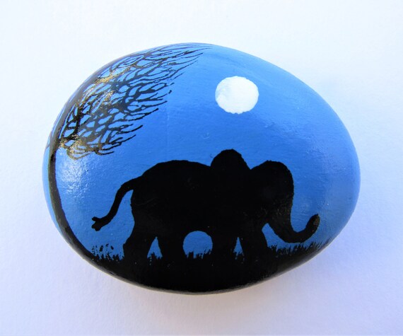 Pintura de piedra de elefante arte rupestre regalo para - Etsy España Pintura de piedra de elefante arte rupestre regalo para - Etsy España