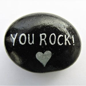 Eres genial, regalo de guijarros, regalo del Día del Padre, imán de piedra pintado a mano, pintura de corazón de roca, regalo de bien hecho, regalo de eres una estrella, guijarro pequeño