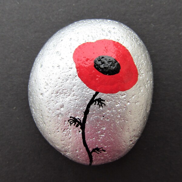 Poppy Rock Painting, Hand Painted Stone, Remembrance, Red Poppy Magnet, Pebble Art, Sympathy Gift, Flower Painted Rock, Stone Art, Miniature