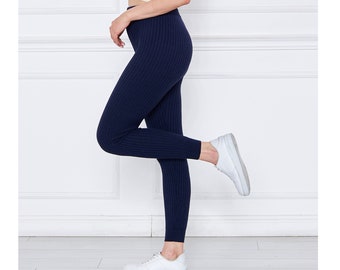 Marineblau gerippte gestrickte Stretch Leggings, Workout Leggings, tanzende Leggings, Leggings für Frauen, Geschenk für sie, Valentinstag