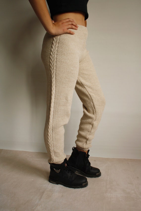 Beige gebreide kabellegging, legging voor vrouwen, winterlegging