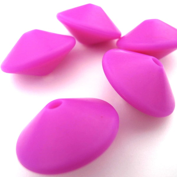 2 pcs Silicone chewing beads, food grade. Large saucer, violet red. 30X17mm. Hole 2mm. Wholesale welcome!