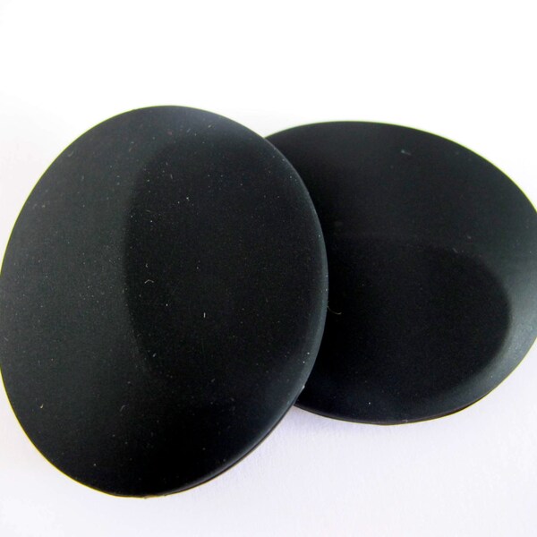 2 pcs Silicone chewing beads, food grade. flat oval, black. 50X43X9mm. Hole 2mm. Wholesale welcome!