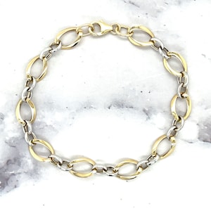 14K tweekleurige gouden armband, 7,75&quot; gepolijste gedraaide ovale schakelarmband, 7,4 mm breed, modieuze armband, witgoud, geelgoud, dames