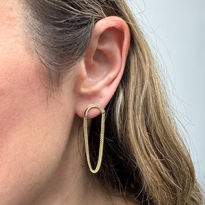 14K Yellow Gold Draped Chain Drop Earrings, Trendy Women’s Gold Jewelry, Elegant Statement Earrings for Any Occasion