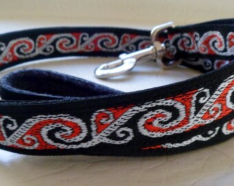 New Zealand made dog collar and leash