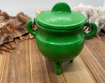 Green Cauldron Cast Iron Small Incense Holder Witchcraft Altar Energy Tool Spellcasting Protection Pagan Spell Ritual Altar Tool Occult