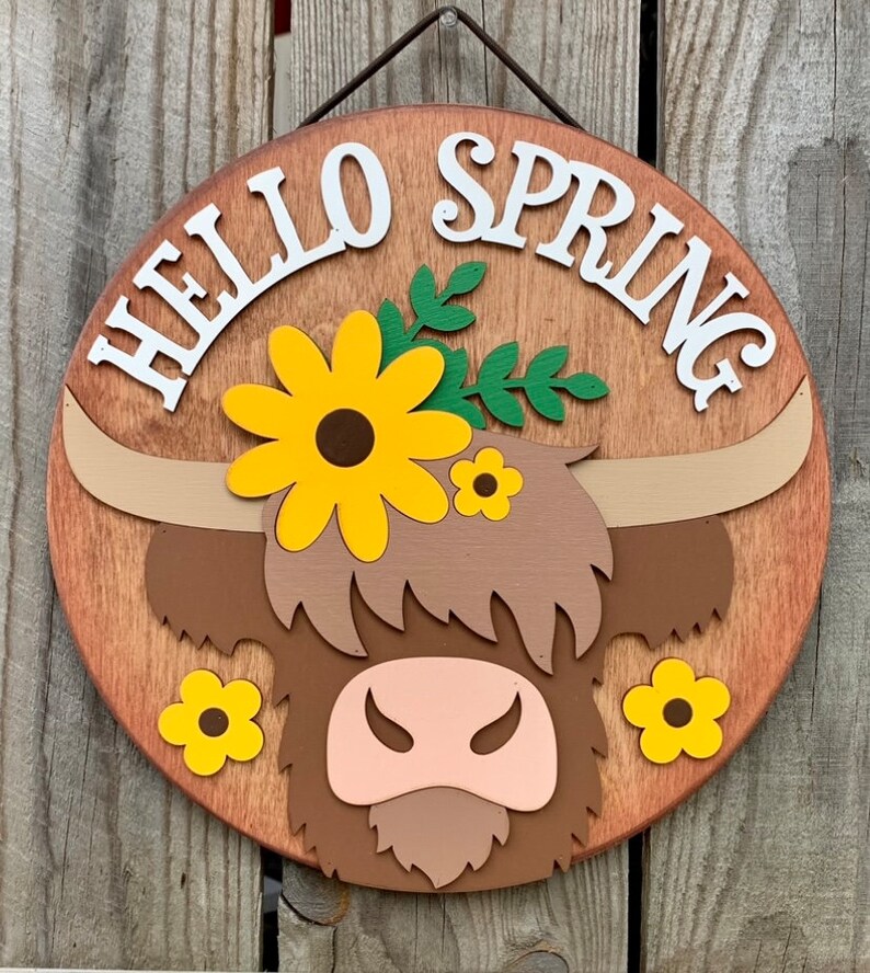 Wooden Round Circle Highland Cow Sign image 1