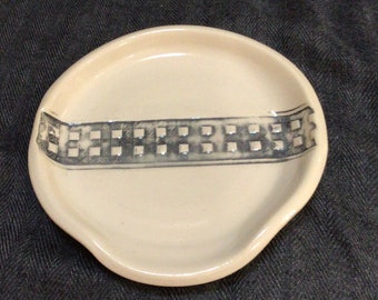 buffalo plaid pottery spoon rest