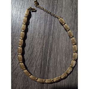 Trifari goldfarbene Mesh Halskette