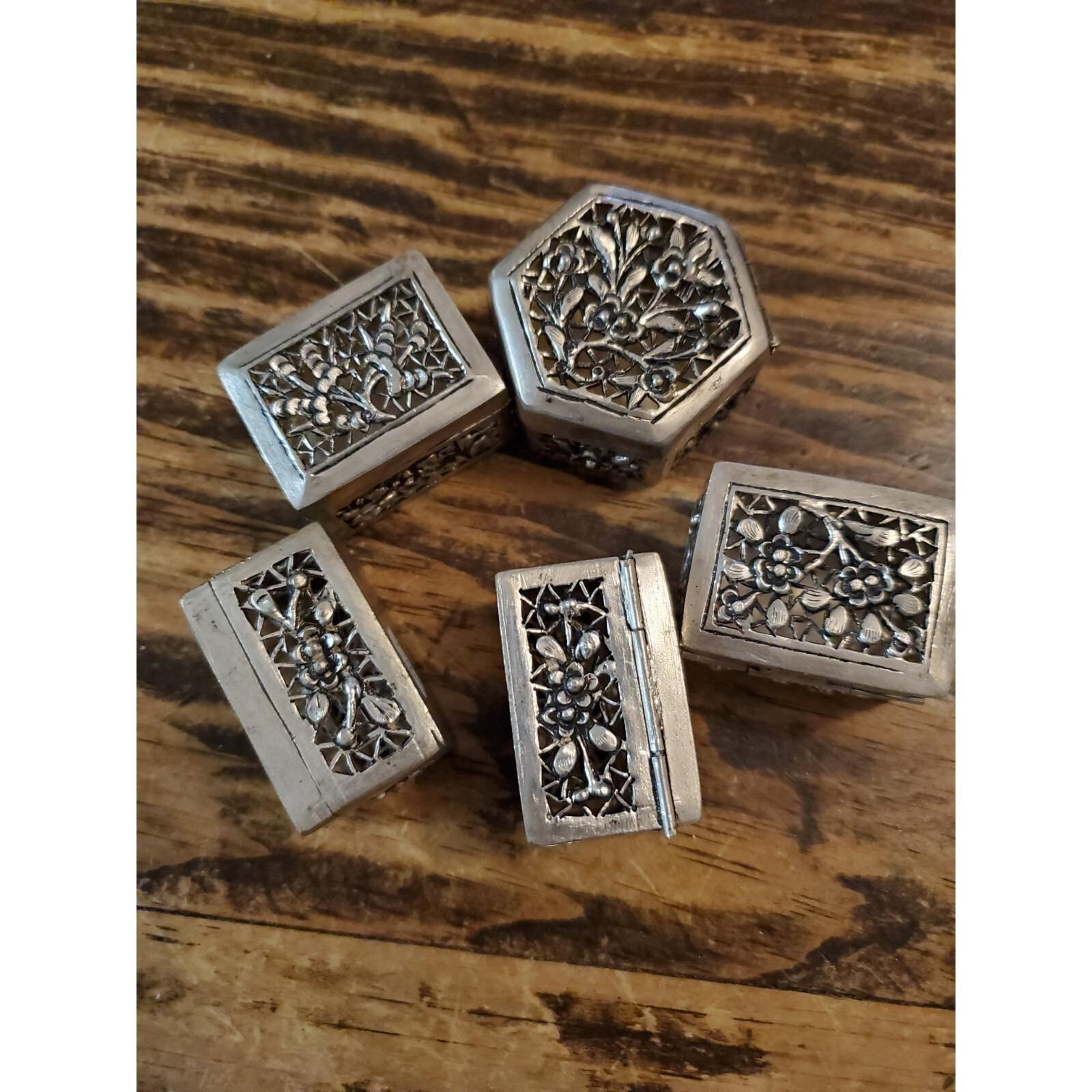 Vintage Chinese Snuff Boxes - Etsy