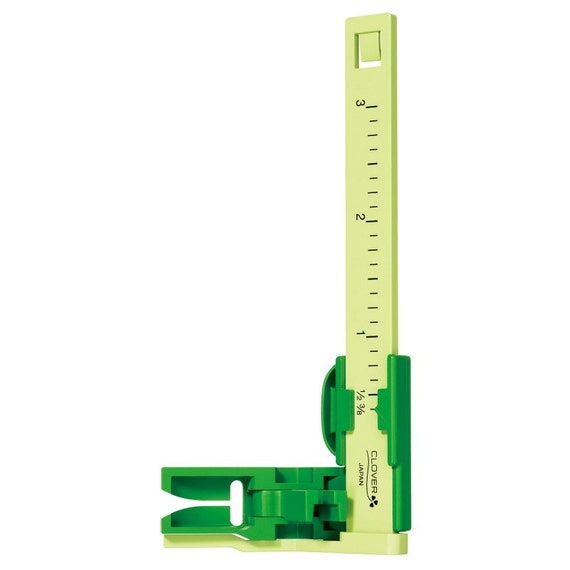 Clover Ultimate Quilt 'N Stitch Foot - Straight Line Guide