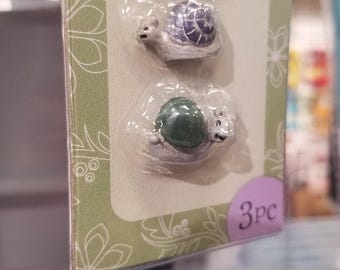 Snail accent - tiny snails