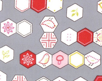 Sew Stitchy Hexagons Fabric by Aneela Hoey for Moda Fabrics 18542 15 Needle (Gray) - End of bolt 24 inches