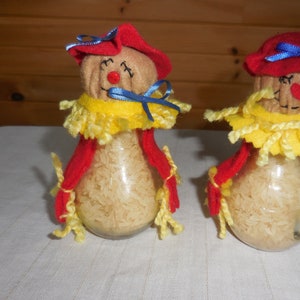 Light Bulb Scarecrow Ornament