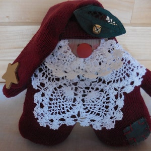 The Wimple Santa Decoration