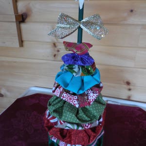 Yo Yo Christmas Tree- Gold Ribbon