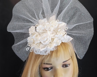 White Kentucky Derby Hat, White Floral Wedding Fascinator Hat, White Flower Headband Fascinator Hat, Dressy Church Hat, Bride's Hat,