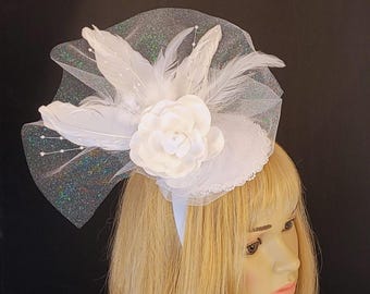 White Kentucky Derby Fascinator Hat, White Wedding Headband Hat, White Floral Fascinator Hat, White Bridal Headpiece, Dressy Church Hat