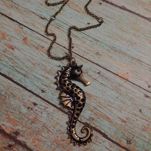 Seahorse, bronze black