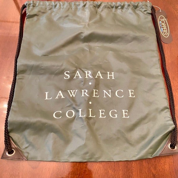 Sarah Lawrence College Drawstring Backpack / Reinforced Toppers Sprit Pack 17"x 20"