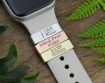 Personalisierter Smart-Armbandanhänger: Handgestempeltes Aluminium, Messing oder Kupfer