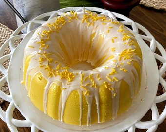 Fresh Lemon Pound Cake Candle - Full Size!