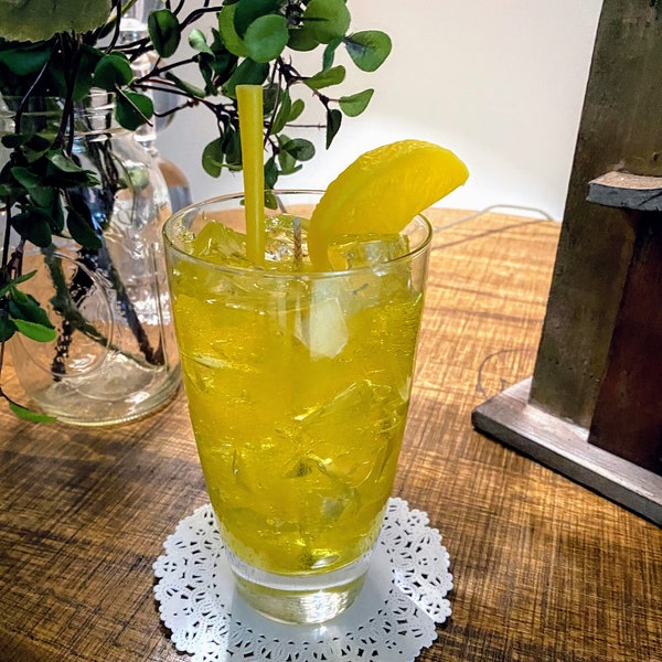 Refreshing Citrus Delight - Fresh Squeezed Lemonade Gel Candle