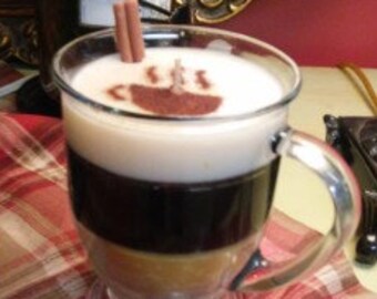 Cafe Caramel Candle – Cappuccino Scented, Real Cinnamon Sprinkles