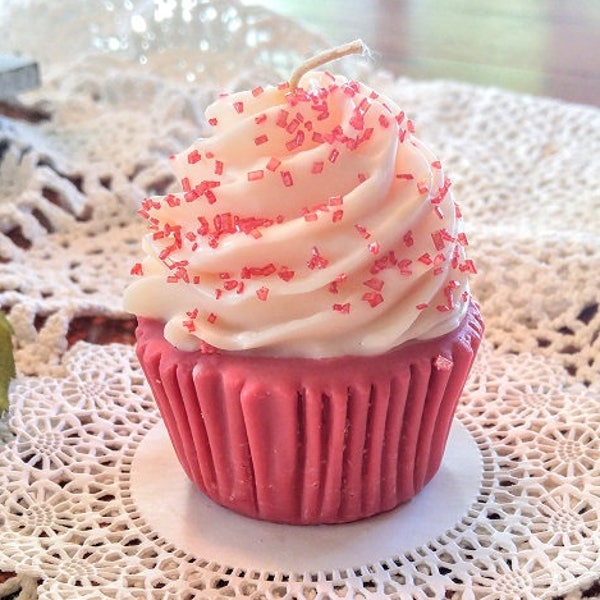 Red Velvet Cupcake Candles that look good enough to eat!