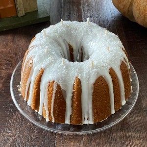 Salted Caramel Bundt Cake Candle - 6&quot;