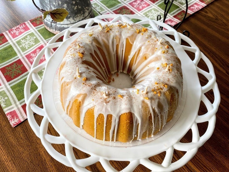 Banana Nut Bundt Cake Candle. Full Size Cake!