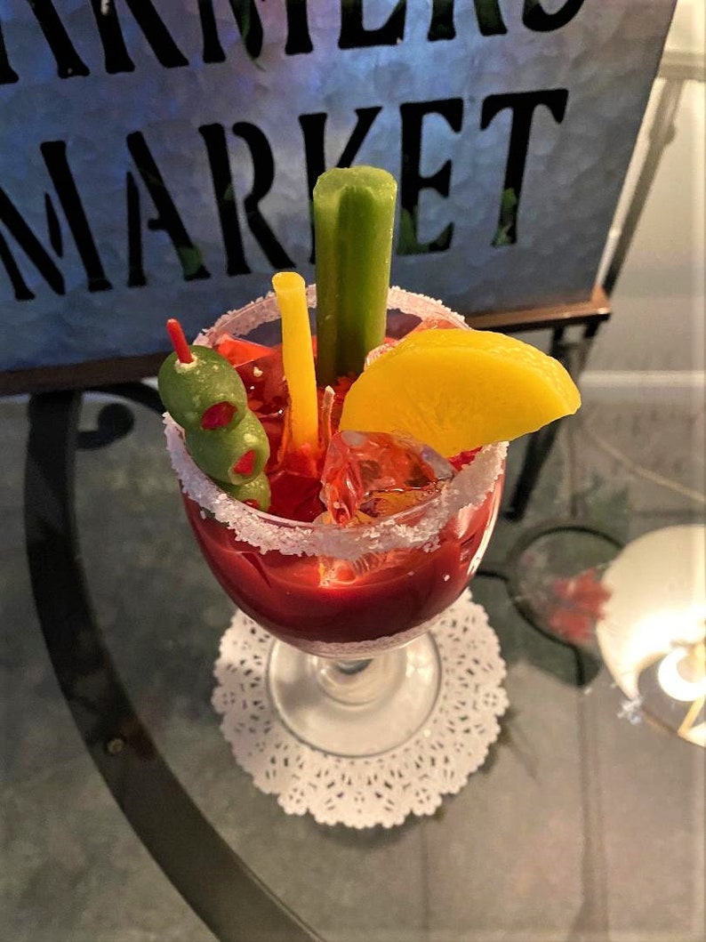 LivingTreeCandles Bloody Mary Candle - Thumbnail 4
