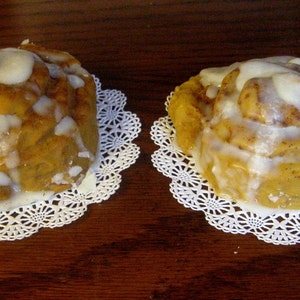 Handmade Sticky Buns Candles Delicious Scented Soy Wax Candles image 2