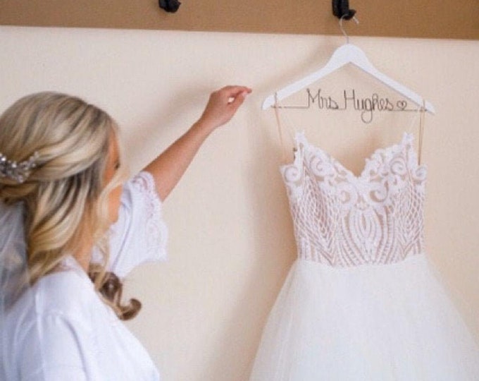 pengkai The Bride Hangers The Wedding Dress Hanging Bride's Wedding Gift Wood Color Silver Thread pengkai The Bride Hangers The Wedding Dress Hanging Bride's Wedding Gift Wood Color Silver Thread