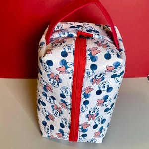 Mickey and Minnie Toiletry Bag – Disney Travel Pouch | 9x5x4 Zippered Makeup Bag | Cute Disney Cosmetic Bag | Gift for Disney Lover