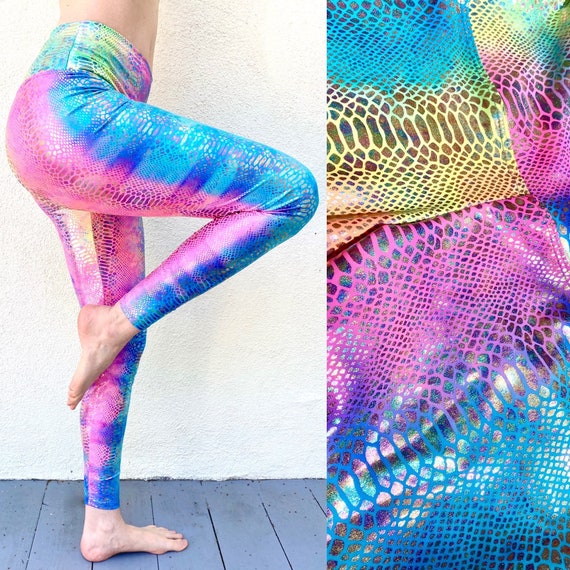 Holographic Rainbow Snake Print Wide Waistband Women's Leggings