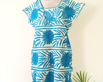 Mexico Dress, 100% Cotton, hand embroidered, huipil Oaxaca, Dress for spring / summer, Oaxaca dress