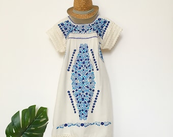 Mexican Embroidered Dress, ethnic, size S,M,L,XL beautiful handmade embroidery, Puebla dress,  traditional tunic hippy