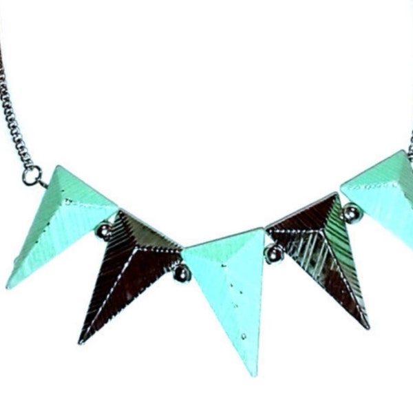 Vintage MINT Green Triangle Necklace 80s Retro Seafoam Green & Silver Geometric Bib Necklace New Wave Vintage Jewelry Summer Fashion Gift