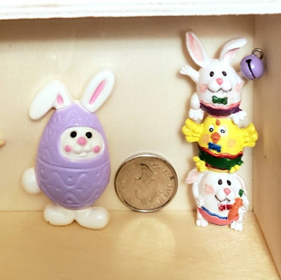 Easter Bunny Jewelry Pins Vintage Avon Purple Eas… - image 2