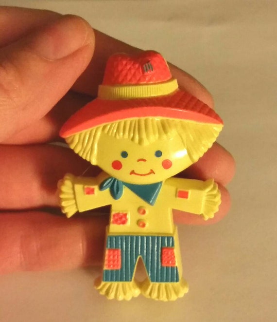 Vintage 70s SCARECROW Pin Pal Avon Kids Solid Per… - image 6