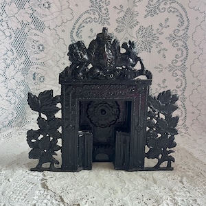 Antique Cast Iron Victorian Door Stop Bookend