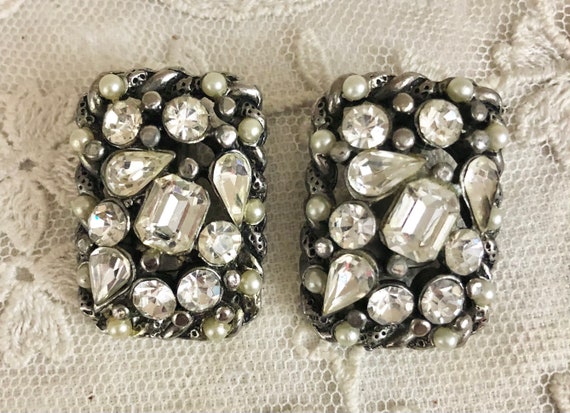 1960’s  Earrings Clip on Rhinestone Enamel Lot - image 4