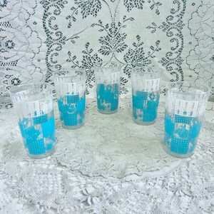 Vintage Trinkgläser Emaille Blau Weiß