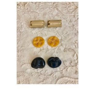 Vintage Button Lot Bakelite