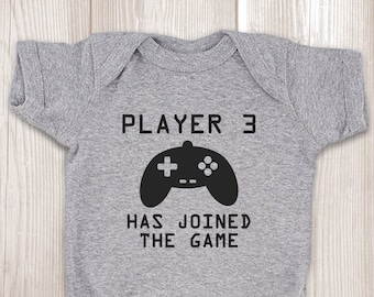 Baby Boy Coming Home Outfit ONESIES ® Brand Bodysuits Baby Bodysuit Player 3 Has Joined the Game or Baby T-Shirt Newborn Coming Home Outfit