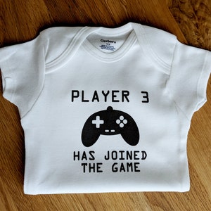Gifts for Gamers Player 3 Has Joined the Game ONESIES ® Brand Bodysuits Baby Bodysuit or T-Shirt Newborn Coming Home Outfit Baby Shower Gift