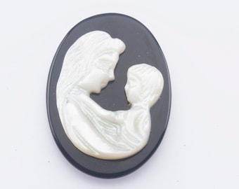 cameecabocho voor moeder en kind - cameehanger in zwarte onyx basis - camee in Victoriaanse stijl - zwart-witte camee